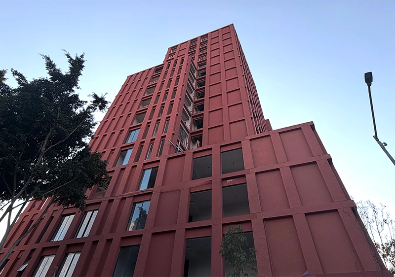 Melba sobre avenida Hidalgo